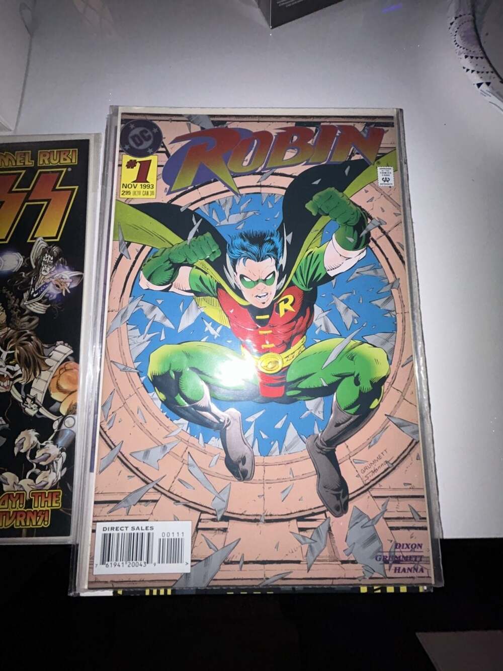 DC Comics Robin #1 November 1993 Comic Book Embossed Foil Cover